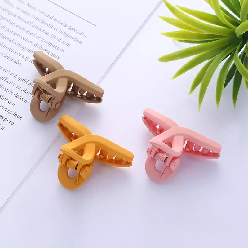 Selling Small 4.5cm New Fashion Frosted  Simple Wild Resin Clip Hairpin Barrettes for Women Girls Accessories Headwear Wholesale