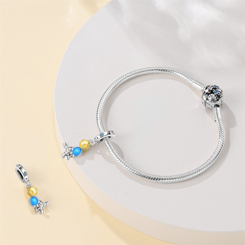 Kreatif 925 perak murni astronot genggam tur bulan jimat cocok gelang Pandora hadiah perhiasan pesta ulang tahun wanita