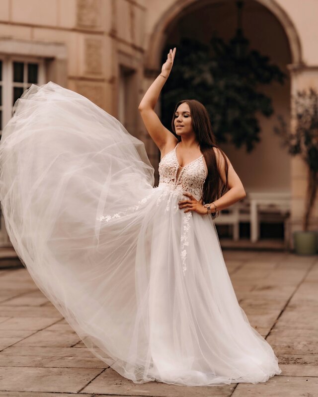 2023 Plus Size Country Garden Backless Beaded Lace A-line Ivory Bridal Gowns Dresses vestido de novia ZJ041