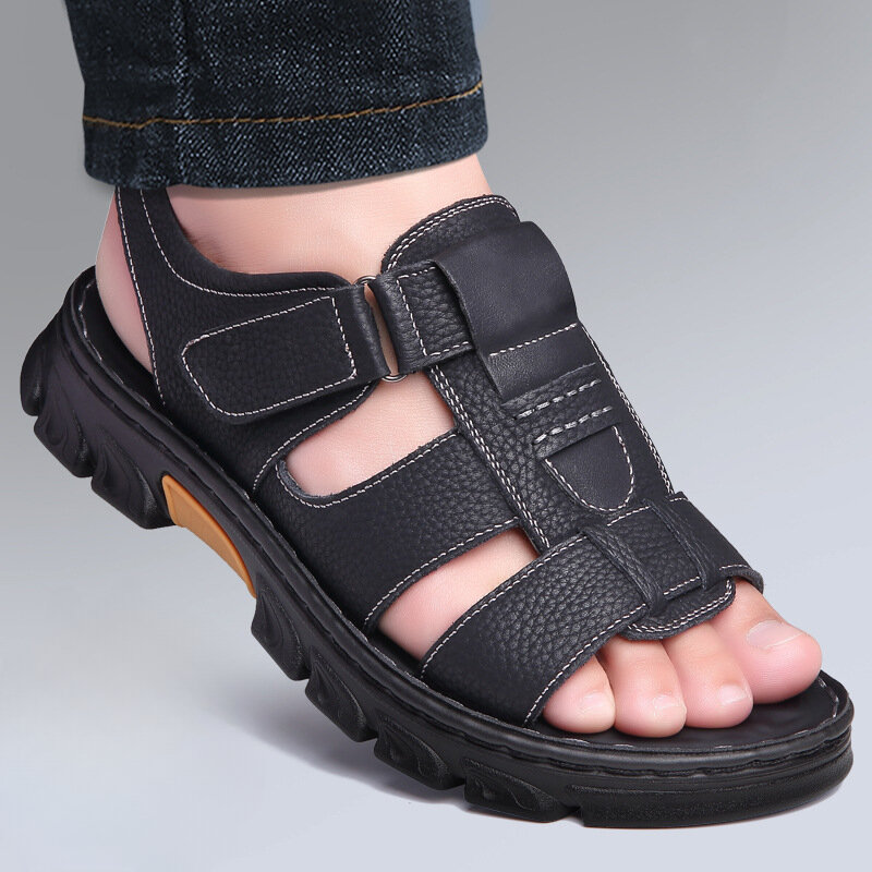 Sandálias de couro de sola grossa masculinas, sapatos de praia, chinelos de couro antiderrapantes, ao ar livre, novo, 2024