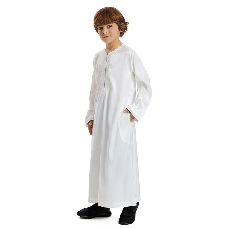 New2024 Dubai Arab muzułmańskie dzieci chłopcy ubrania Abaya kaftan islamskie ubrania Ramadan Oman arabski katar dziecko kaftany kostiumy