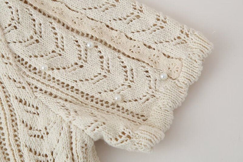 Cardigan à manches courtes avec perles artificielles décoratives pour femmes, pull rétro, haut chic, tempérament à la mode, nouveau, 2024