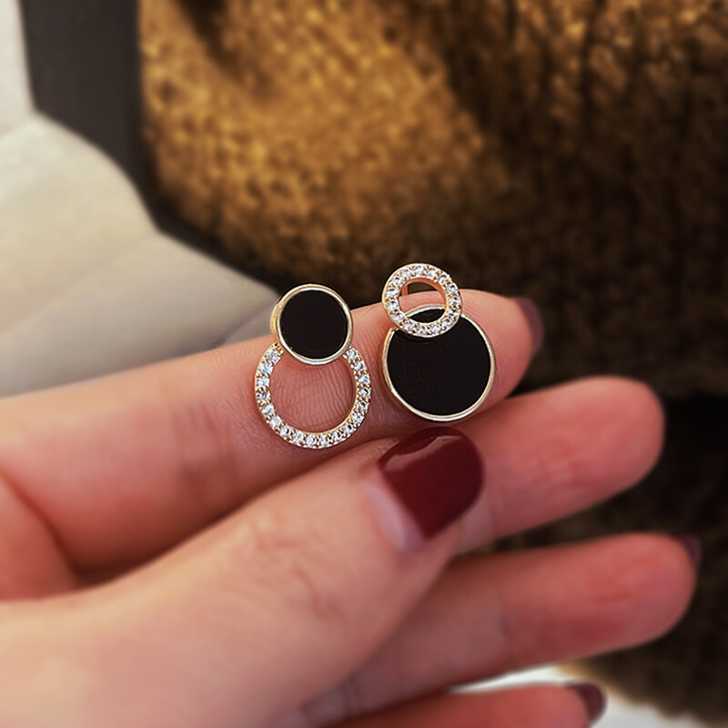 Women's earrings Asymmetrical Round Hollow Round Black Stud Earrings Rhinestone Accessories For Women pendientes mujer