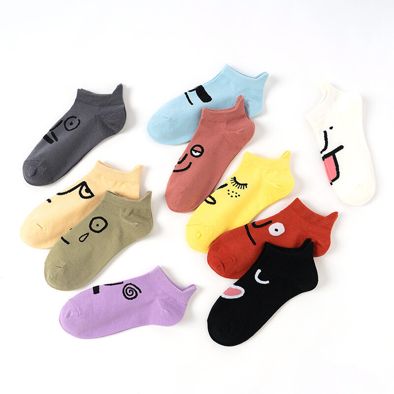 New Korea Funky Harajuku Trend Women Candy Colors Casual Funny Socks Girl Kawaii Socks Unisex Surprise Mid Women Crew Socks 2022