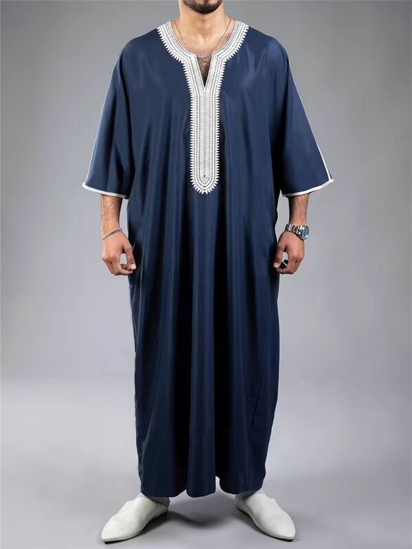 Roupa masculina muçulmana kaftana, vestido caftan de manga curta bordado de Jubba Thobe, casual islâmico Abaya, novo verão, 2024