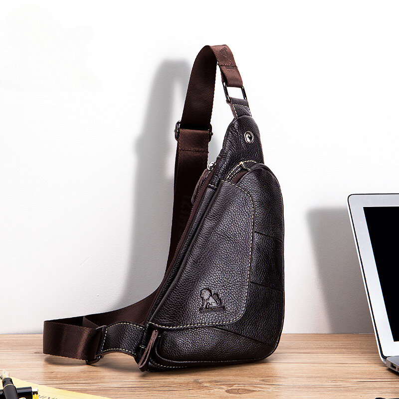 Men's Vintage Casual Triangle Mini Cowhide Leather Crossbody Chest Bag