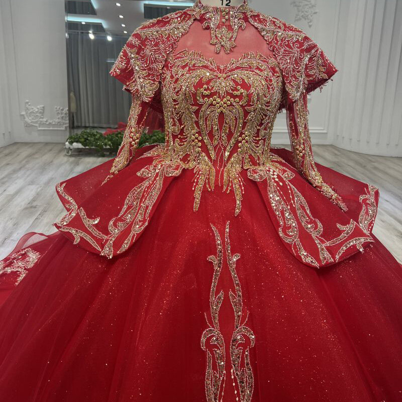 Chinese red long-sleeved trailing wedding dress
