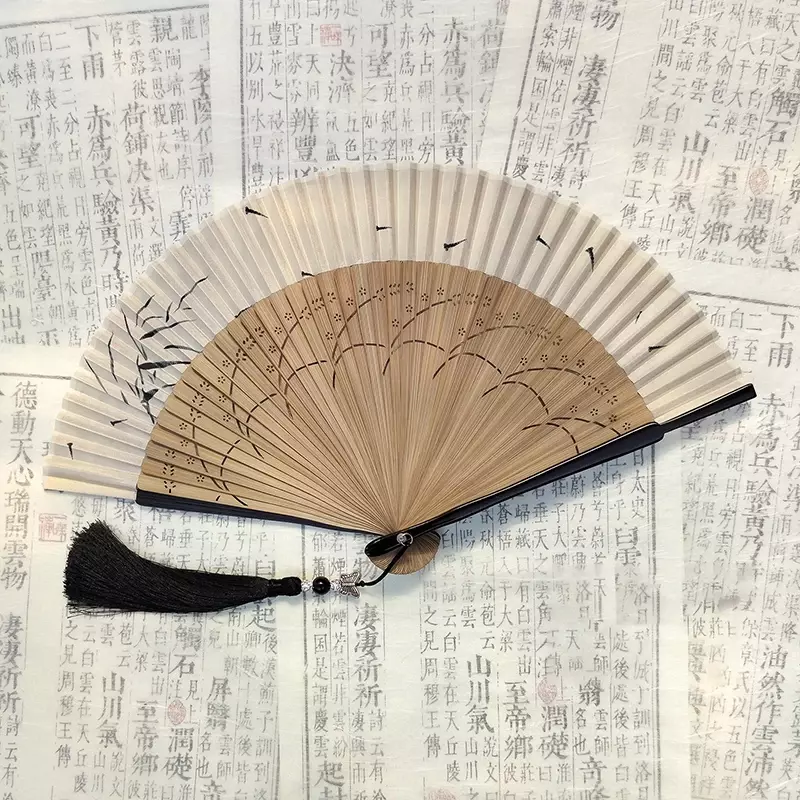 Ventilateur pliant portable personnalisé chinois, ventilateur en bambou, mignon, festival à la main, décoration portable en bambou