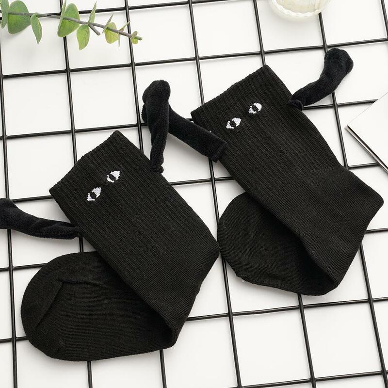 Magnetic Suction 3D Doll Couple Socks Cartoon Lovely Hand In Hand Cotton Breathable Comfortable Socks For Women Cute Socks A3A9
