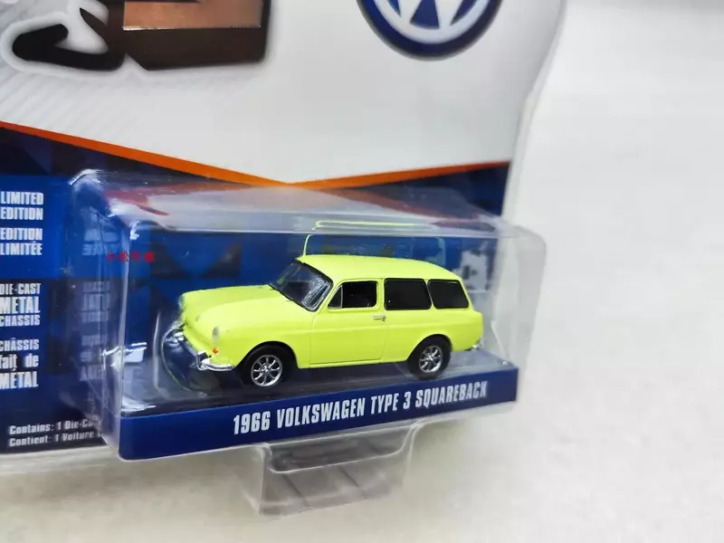 1:64 1966 Volkswagen Type-3 Squareback Diecast Metal Alloy Model Car Toys For Gift Collection W1336