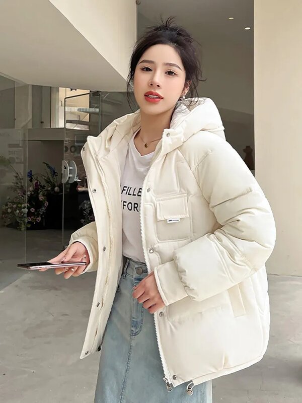 2023แจ็คเก็ตขนเป็ดมีฮู้ดสำหรับผู้หญิง, เสื้อคลุมขนเป็ดผ้าฝ้ายหนาเสื้อโค้ทตัวหลวมสไตล์เกาหลีสำหรับใส่ให้ความอบอุ่น