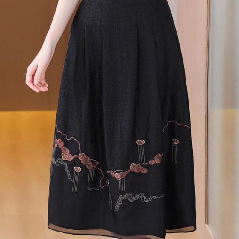 Woman Vintage Black Floral Knitted Long Pleated Female Maxi Skirts Ladies Thin Autumn High-waisted Pleated Stylith Skirts Q640