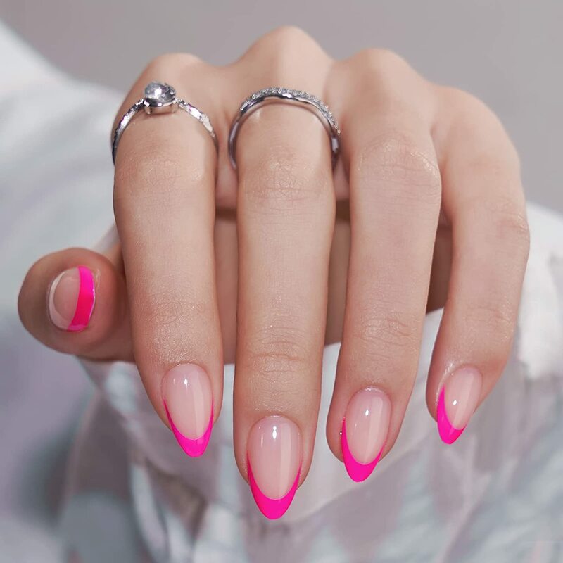 French Tip Press On Nails para mulheres amêndoa rosa quente vara curta unhas postiças tamanhos diferentes, gel macio, kit de unhas falsas, baga