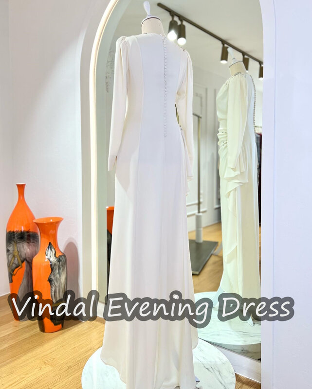 Vindal z falbanami i dekoltem o długości do podłogi suknia wieczorowa syrenka elegancki wbudowany biustonosz saudyjski arabski długie rękawy satynowe dla kobiety