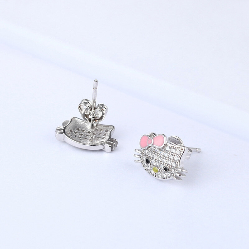Hello Kitty Anting-Anting Kancing Paduan Kt Sederhana, Manis dan Lucu, Epoksi Sanrioed Kawaii dan Anting-Anting Berlian Perhiasan Mainan untuk Hadiah Anak Perempuan