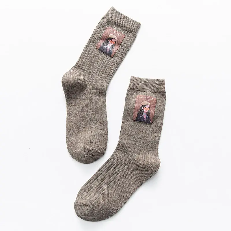Хлопковые женские длинные носки весна-осень дышащие дезодорирующие новые милые Мультяшные модные короткие хлопковые носки для женщин