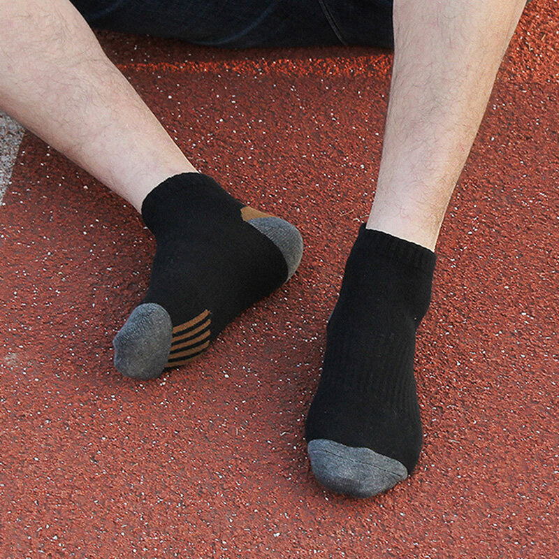 3 Paar Baumwolle Sport verschleiß feste atmungsaktive Herren Socken Fersen verstärkung Mode lässig schweiß absorbierende Deodorant Socken männlich