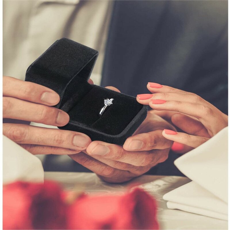 Kotak kemasan cincin anting-anting pertunangan beludru Grosir kotak perhiasan Organizer kotak hadiah Hari Valentine tempat pajangan cincin penyimpanan