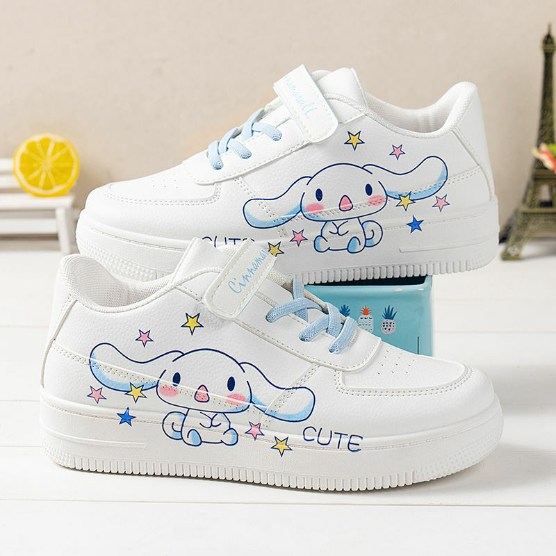 Sanrioed Kuromi sneakersy dla dzieci Cartoon buty deskorolkowe Cinnamoroll chłopięce sportowe buty sportowe śliczne lekkie oddychające antypoślizgowe na prezent