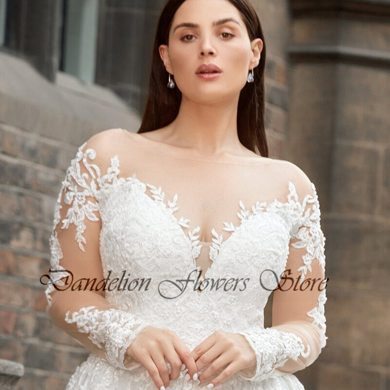 Exquisite Wedding Dresses Plus Size O-Neck Full Sleeves Lace Applique Bride Gowns Tulle A-Line Sweep Train Vestido De Noiva