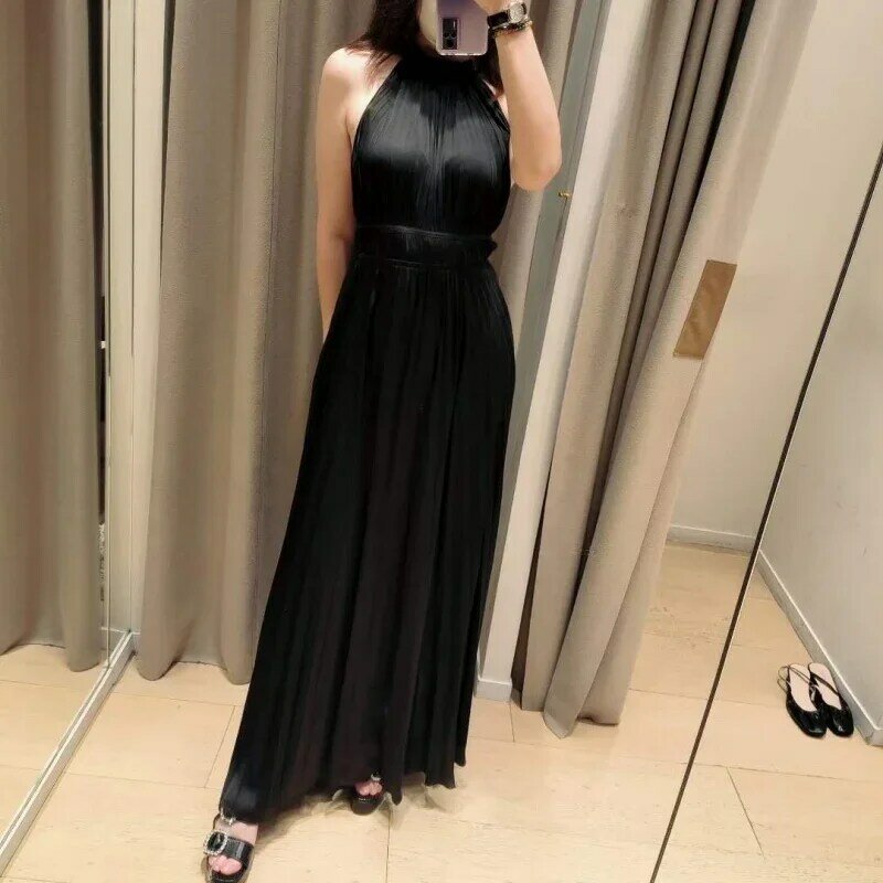 Damska czarna sukienka maxi, plisowana, wisząca szyja, bez rękawów, sznurowana, w pasie, elegancka szata
