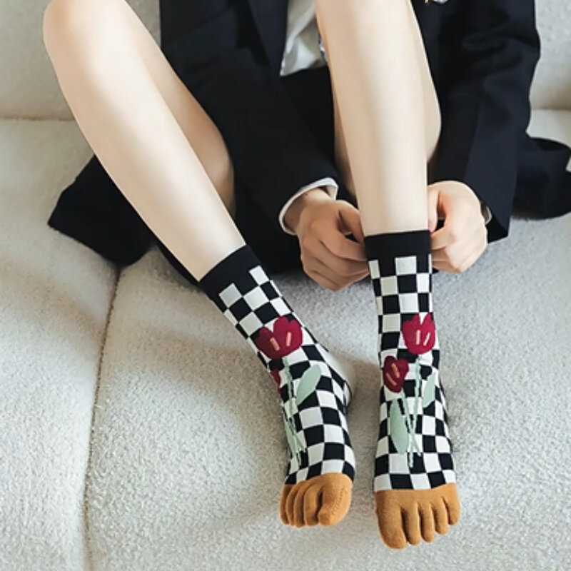 Calcetines de cinco dedos para mujer, medias con estampado de dibujos animados, estilo Kawaii japonés, Harajuku, Retro, Floral, Vintage