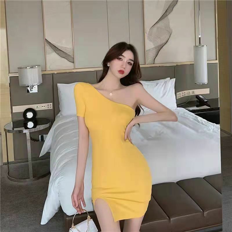 New Summer French Split Party Sexy Diagonal Shoulder Single Side Sleeves Slim Fit Fashion Age Reducing Dress