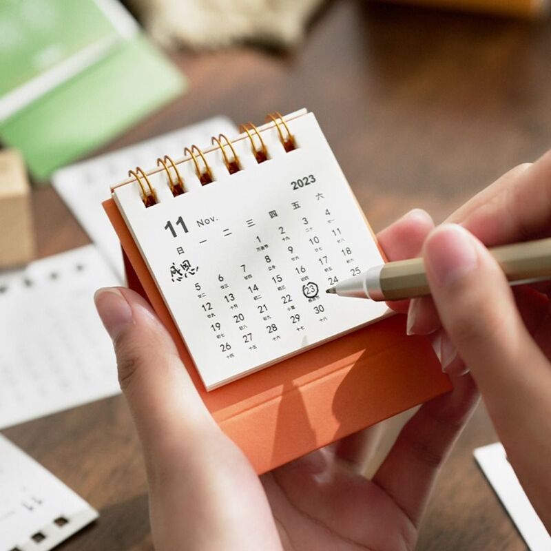 Ins kalender teks inspirasional portabel menghemat ruang desain sastra kartun kumparan Notepad Mini kalender meja dekorasi rumah