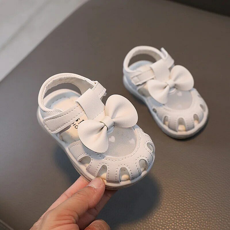 Sepatu sandal putri bayi, Kasut belajar sol lembut anti slip untuk anak perempuan musim panas 2023