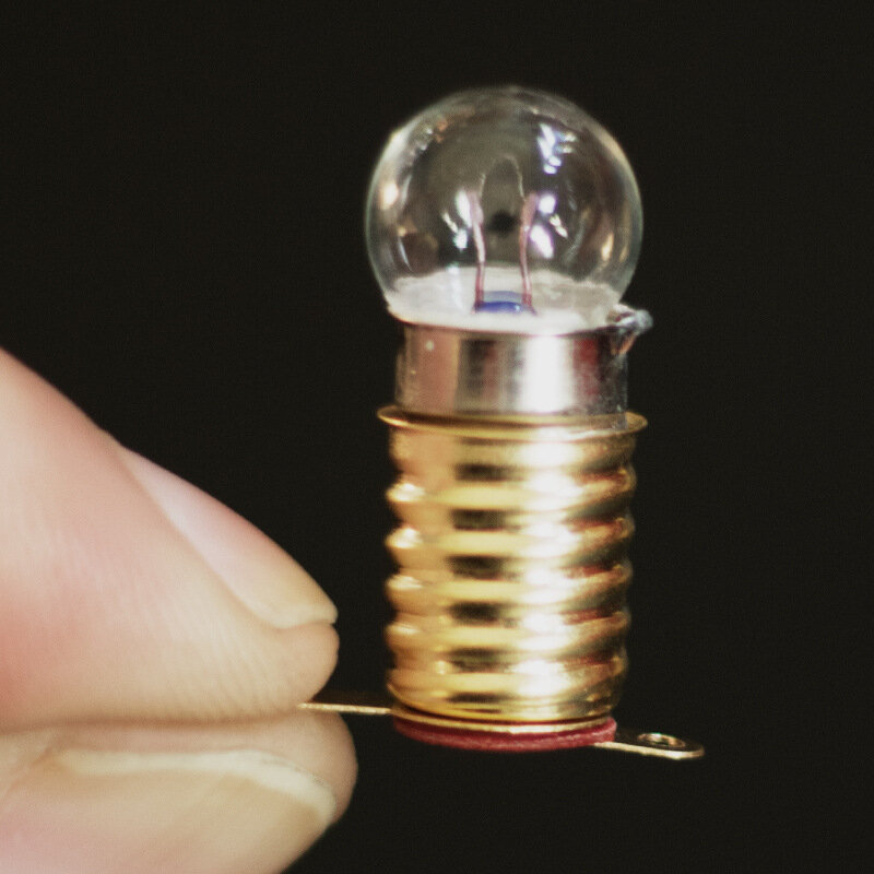 Small Electric Beads 1.5V 2.5V3.8V GenOptics Aura Essence Small Lamp Holder Experiment Electrical Experiment  a Box of 50 Pieces