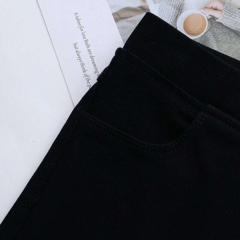 Pantalones acampanados de talla grande para mujer, ropa informal ajustada con borlas y cuatro botones, pantalón curvo de cintura alta, Otoño, 2023