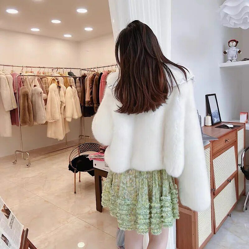 2023New Winter Woman Winter Whole Skin Fox Hair Fashionable Contrast Turn-down Collar Young Short And Fur Coat Lady Street Warm