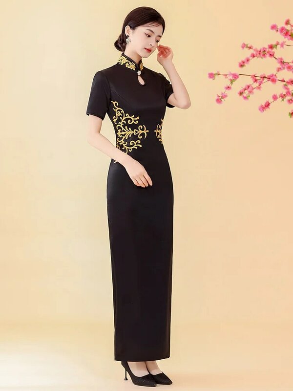 Sexy manga curta cetim qipao gola gota cintura bordado pista mostrar cheongsam vestido feminino chinês