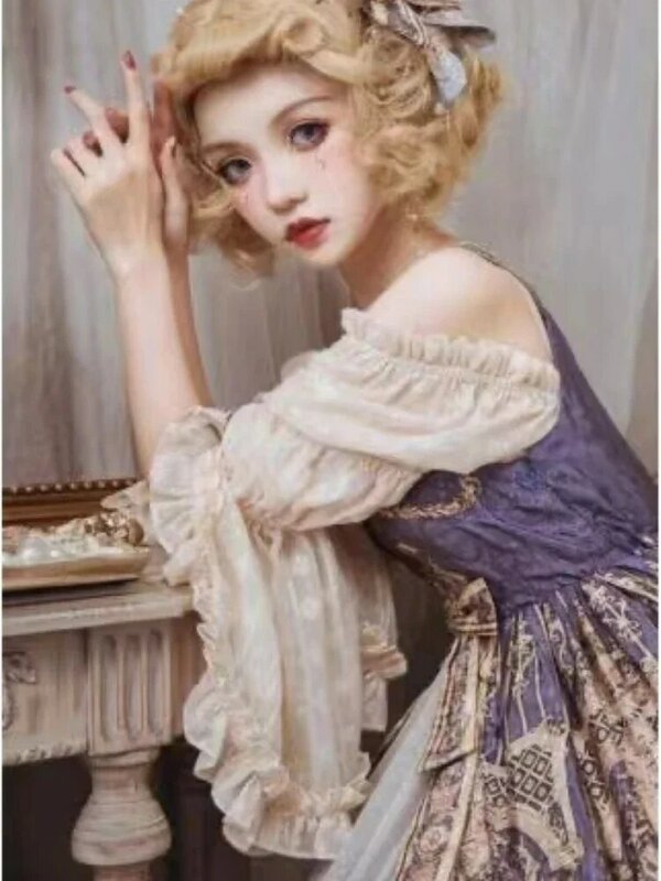 Japońskie bluzki Lolita w stylu Vintage damskie Harajuku urocza koronka rozkloszowane rękaw z odkrytymi ramionami koszula Top dziewczęcy elegancka, z kokardą wiktoriański