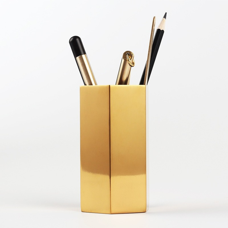 Aço inoxidável Hexagonal Pen Holder, Metal Desktop Ornamento, Nordic Papelaria, Pen Insert, Golden Vase, Maquiagem Brush Storage Box