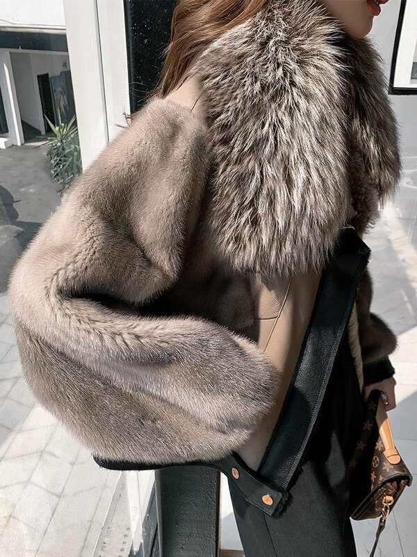 Autumn and Winter New Haining Fur Coat Women's Short Mink Jacket Fashion Fox Fur Whole Mink Fur