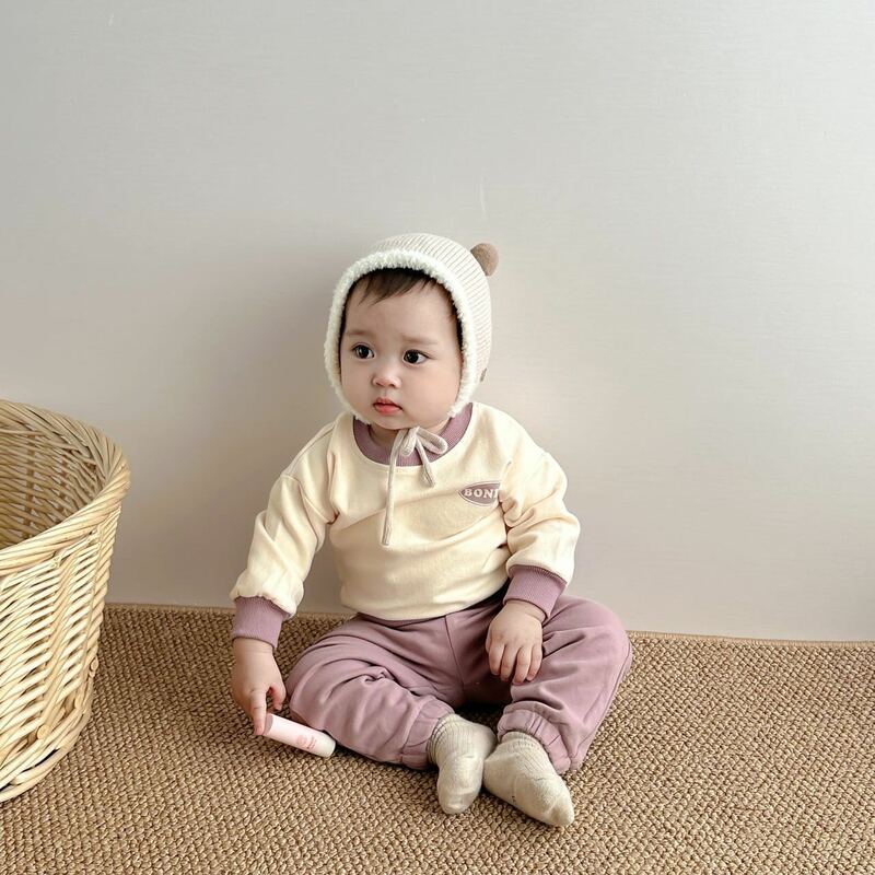 Conjunto de ropa de manga larga para bebé, sudadera con estampado de letras y pantalones informales, traje de 2 piezas para niño pequeño, Otoño, 2023