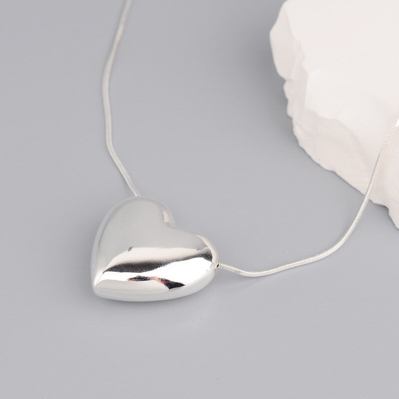 Ожерелье-чокер из серебра 100% пробы с сердечками