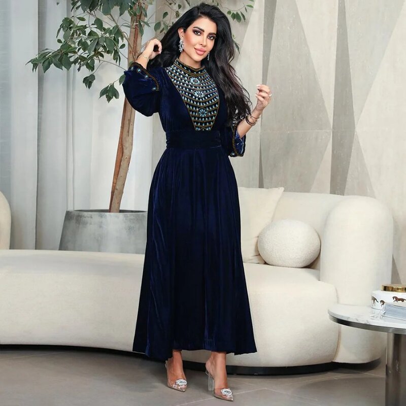 Herbst Samt warme Mode muslimische Frauen Diamant Abaya lange Maxi kleider Dubai Kaftan Truthahn arabisch islamisch eid Party kleid Jalabiya