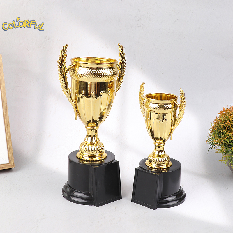 Mini Trophée de Récompense en Plastique pour Enfant, Jouets de Trophées d'Or, Concours de Carnaval, Cadeaux de ix, 1 Pièce