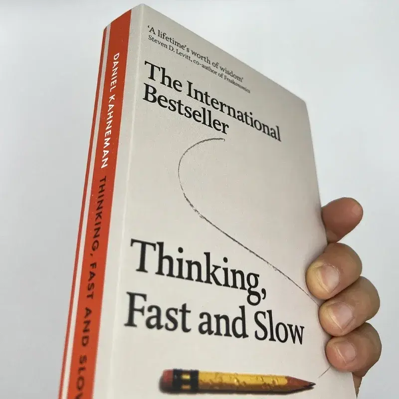 Daniel Kahneman Thinking Fast and Slow Reading English Books Adult  A Lifetimes Worth of Wisdom Economic Management Books