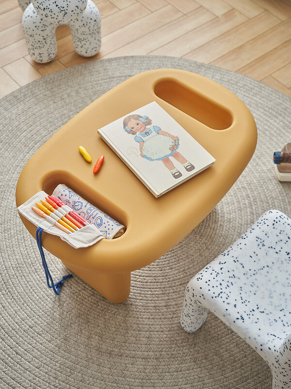 Nordic Living Room Plastic Small Tables Kids Room Study Office Desks Managainst Writing Desk Kindergarten Furniture Educational