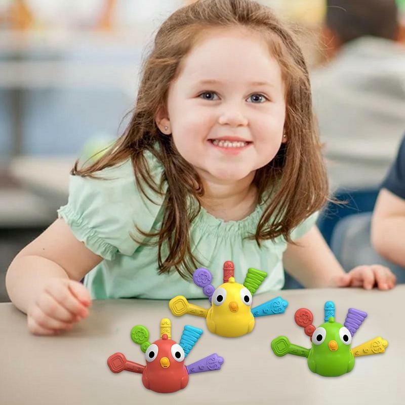 Gioco di smistamento giocattolo di apprendimento sensoriale Montessori Puzzle di abbinamento di piume gioco di abbinamento di colori sicuro Puzzle per bambini compleanno e