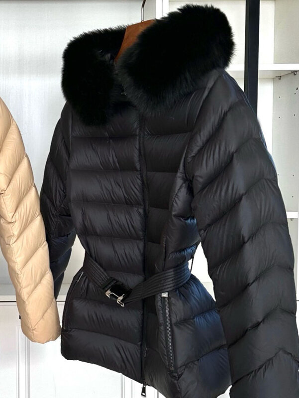 Chaqueta de plumón con capucha, abrigo corto holgado con diseño de cinturón, cálido y cómodo, novedad de invierno, 2023, 1213
