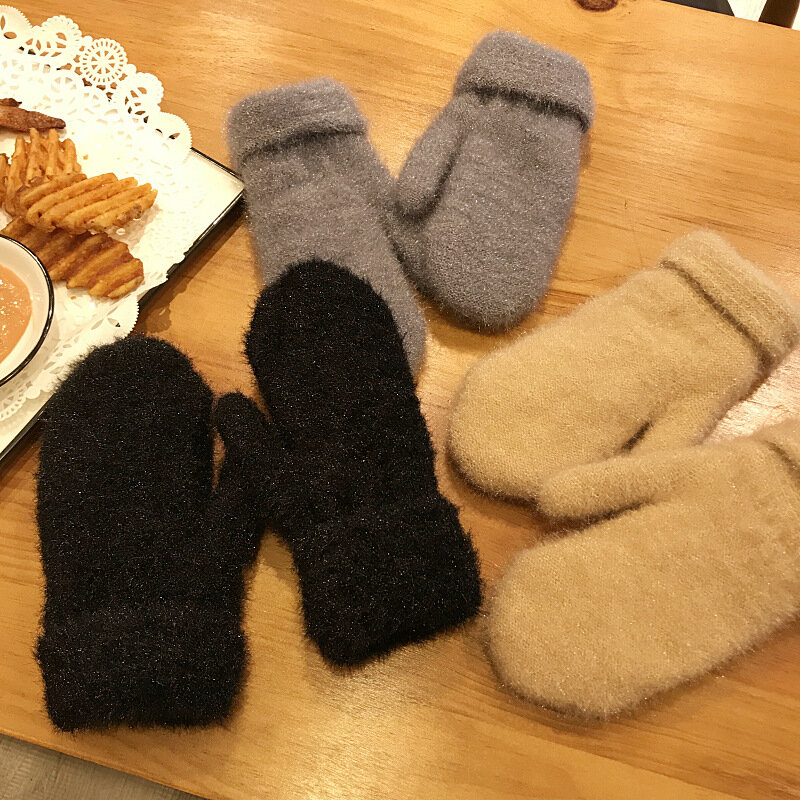 Guanti da dito pieni di peluche lavorati a maglia caldi invernali femminili Solid versione coreana donna imitazione pelliccia di coniglio spessi guanti morbidi caldi 2023