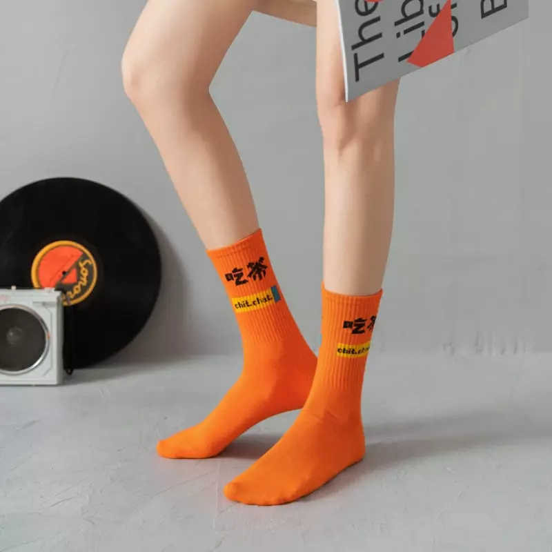ถุงเท้าใหม่ผู้ชายแฟชั่นบุคลิกภาพแนวโน้มกลางหลอดถุงเท้าญี่ปุ่นสบายกีฬาถุงเท้า