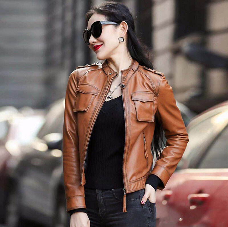 Jaqueta pequena de couro genuíno para mulheres, pele de carneiro fina, colarinho em pé, jaqueta curta de motocicleta, outono 2024