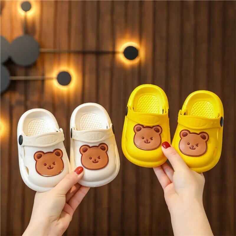Sandal anak-anak, sandal anak-anak musim panas, sepatu bayi perempuan beruang lucu, sol lembut, anti selip, sandal dalam kamar mandi rumah