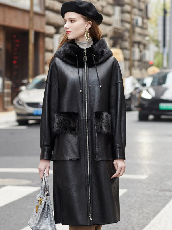 Manteau d'hiver en fourrure de mouton intégrée pour femme, chapeau en fourrure de vison, artisanat de haute qualité, design "Patty", luxe 2023