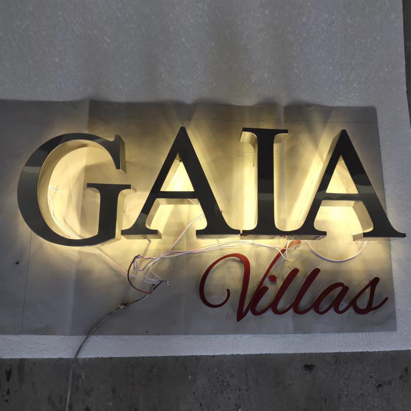 Papan Nama LED Villa Backlit Luar Ruangan Kustom, Papan Nama Logo Perusahaan Baja Tahan Karat Lampu Belakang